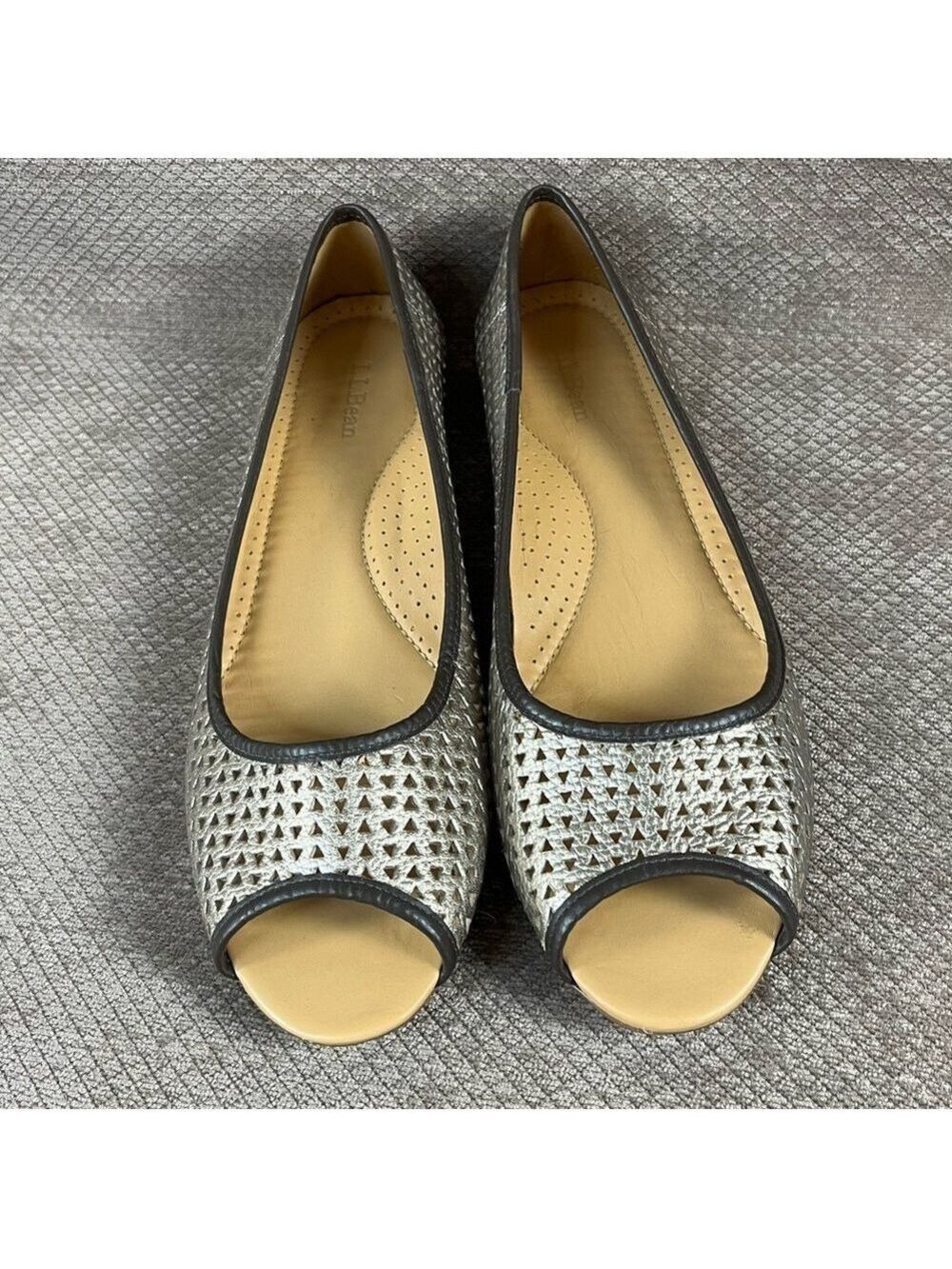 LL BEAN Gold Brown Ballet Flats Open Toe Flat Size 10 LIKE NEW - Picture 2 of 15